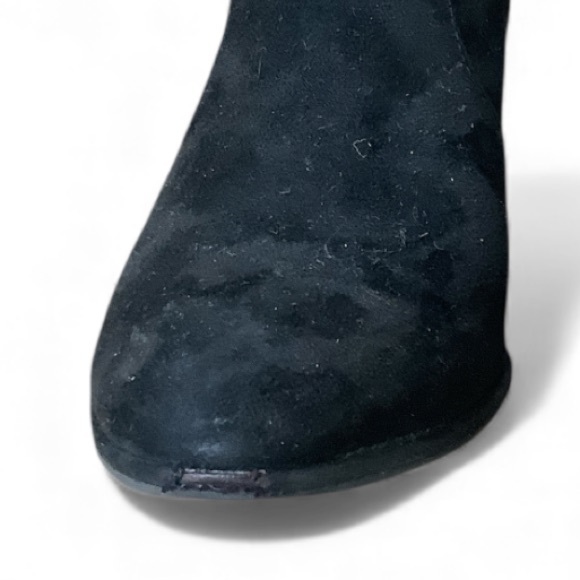 MARC FISHER Leave Black Faux Suede Ankle Boots Size 7.5 Minimalist Normcore - Picture 7 of 8